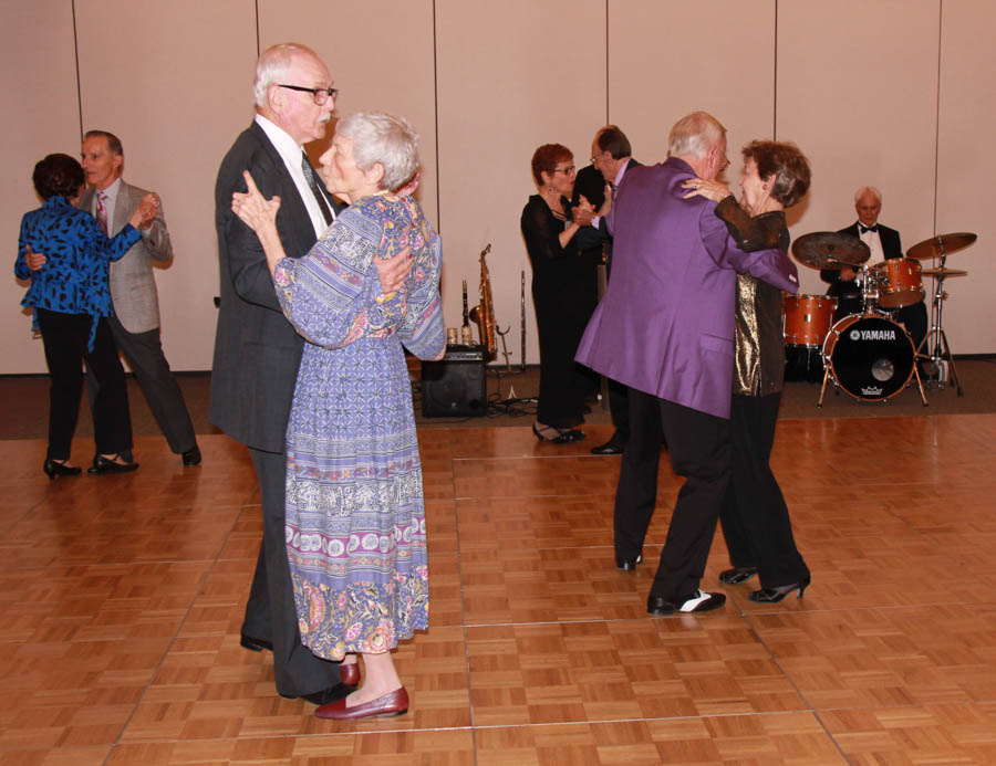 Starlighter's September 17th Dinner Dance At Mile Square Park