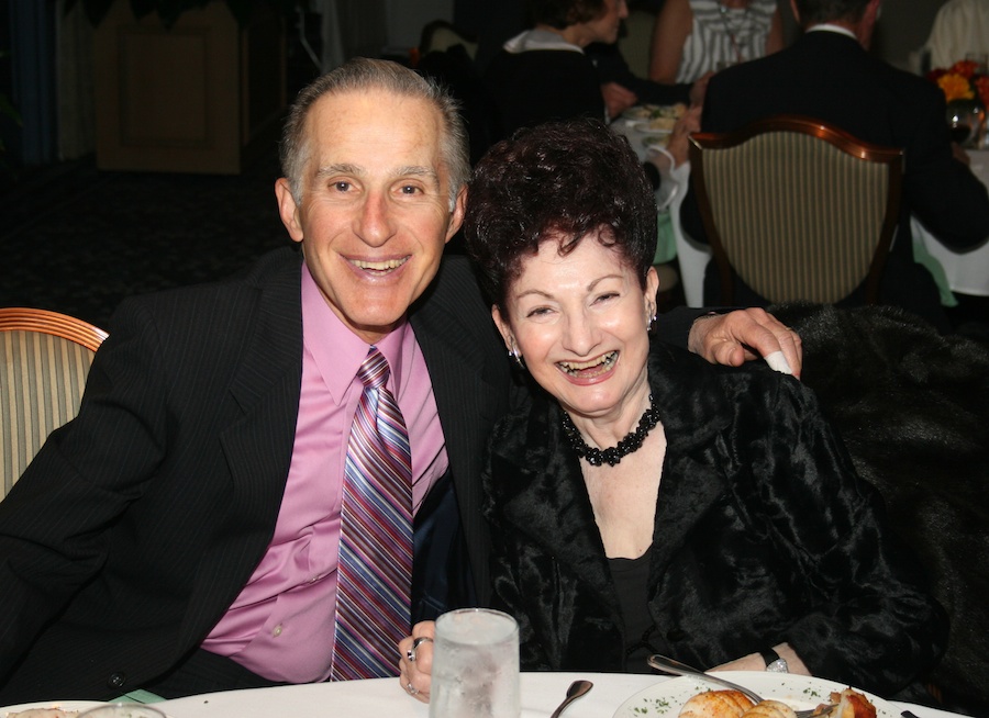 Who was at the Yorba Linda Country Club for the Starlighters January 2012 dance?