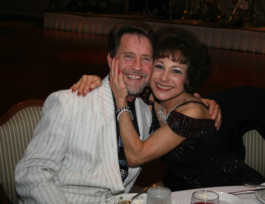 Who was at the Yorba Linda Country Club for the Starlighters January 2012 dance?