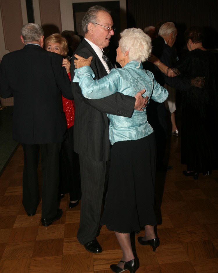 January 2010 Topper's Dance